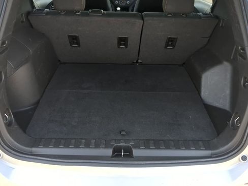 Used 2021 Chevrolet Equinox LT FWD image 29