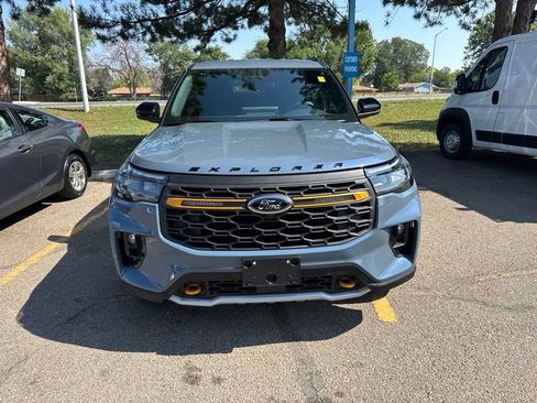 Used 2026 Ford Explorer Tremor w/ Tremor Convenience Package AWD/4WD image 4