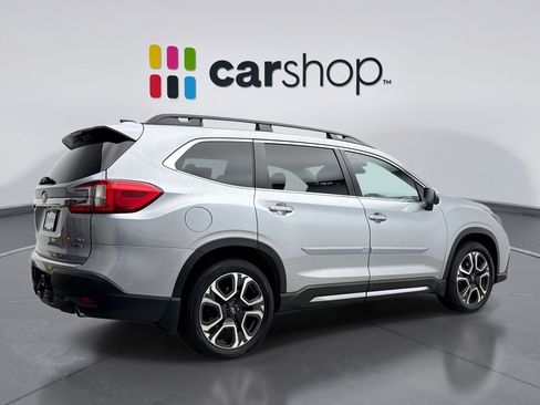 Used 2023 Subaru Ascent Limited w/ Technology Package AWD/4WD image 4
