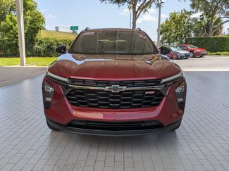 Used 2024 Chevrolet Trax RS w/ Sunroof Package FWD video 2