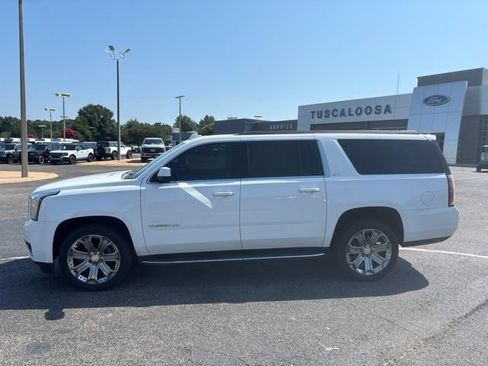 Used 2019 GMC Yukon XL SLT w/ Open Road Package RWD image 5