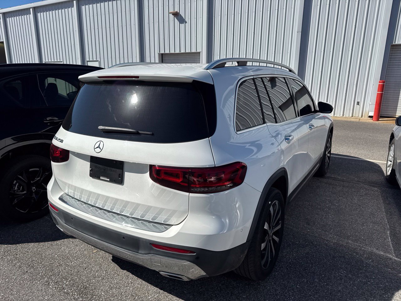 Used 2023 Mercedes-Benz GLB 250 image 7