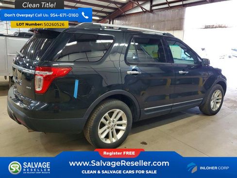 Used 2014 Ford Explorer XLT w/ Equipment Group 202A image 4