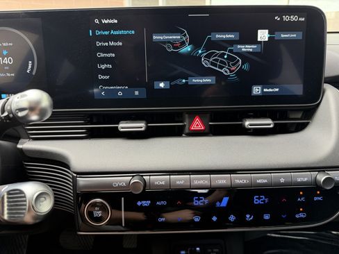 Used 2025 Hyundai Ioniq 5 SE RWD image 22