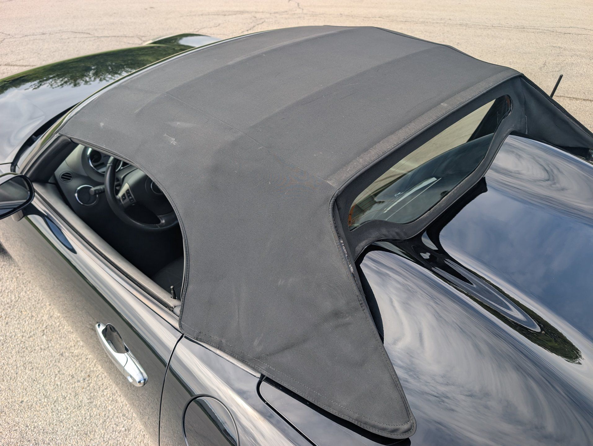 Used 2006 Pontiac Solstice Convertible w/ Premium Package RWD image 5