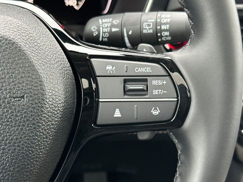 New 2025 Honda Pilot Touring image 30