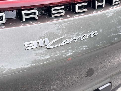 Used 2021 Porsche 911 Carrera RWD image 10