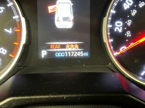 Used 2019 Toyota RAV4 XLE AWD/4WD image 21