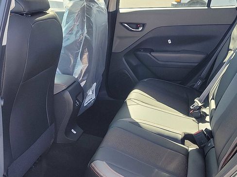 New 2025 Subaru Crosstrek 2.5i Limited image 6