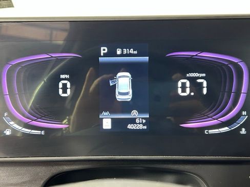 Used 2024 Kia Sportage EX image 25