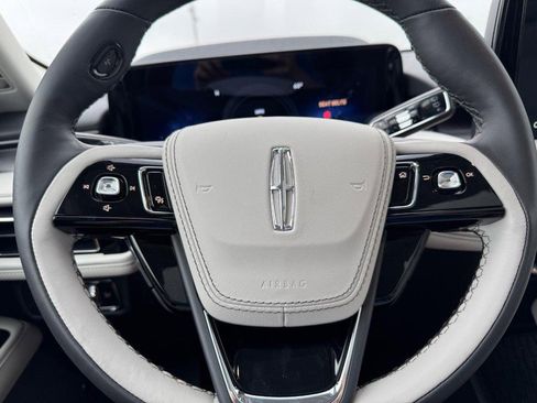 New 2025 Lincoln Aviator AWD w/ Equipment Group 101A image 20