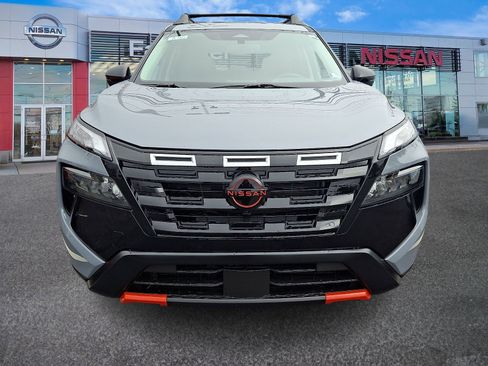 New 2026 Nissan Rogue SV AWD/4WD image 2