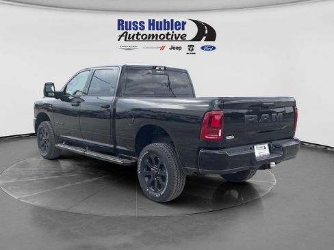 New 2025 RAM 2500 Big Horn AWD/4WD image 3