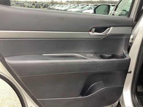 Used 2023 Hyundai Palisade SE AWD/4WD image 19