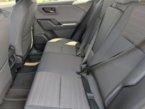 New 2026 Toyota RAV4 SE w/ Convenience Package AWD/4WD image 14