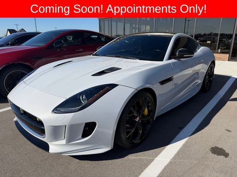 Used 2016 Jaguar F-TYPE R image 1