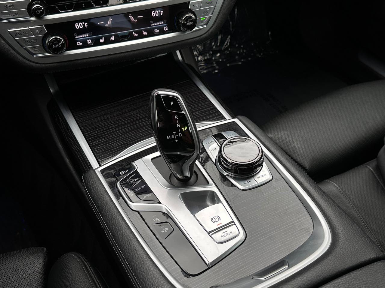 Used 2019 BMW 740i w/ Executive Package RWD image 13