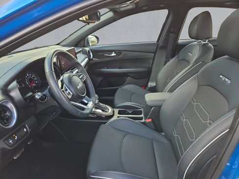 Used 2023 Kia Forte GT-Line w/ GT-Line Premium Package image 11