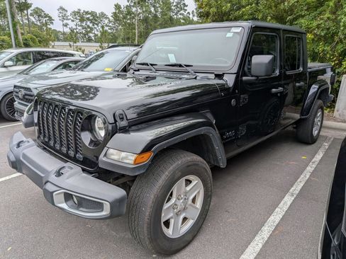 Used 2022 Jeep Gladiator Sport AWD/4WD image 5