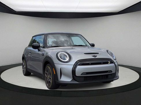 Used 2024 MINI Cooper SE FWD image 2