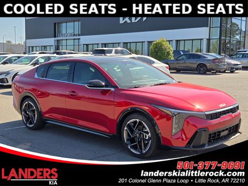 New 2025 Kia K4 GT-Line image 1