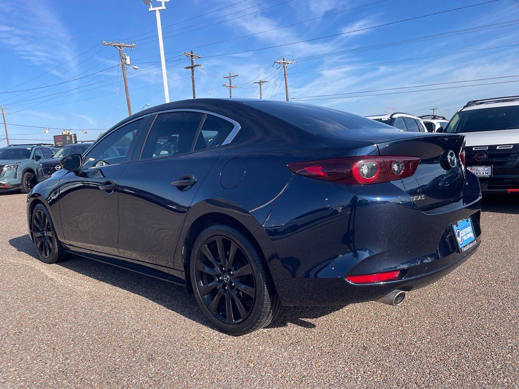 Used 2024 MAZDA MAZDA3 s FWD image 5