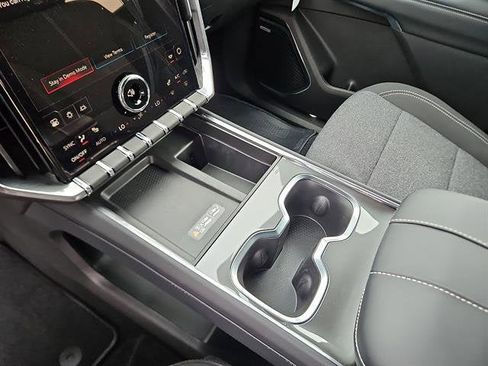 New 2026 GMC Acadia Elevation image 20