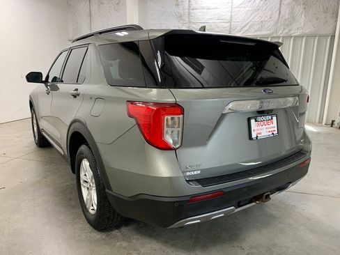 Used 2020 Ford Explorer XLT w/ Equipment Group 202A AWD/4WD image 5