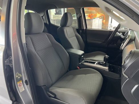 Used 2020 Toyota Tacoma SR5 image 25