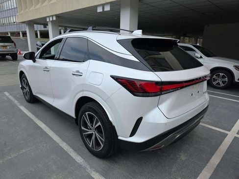 Used 2023 Lexus RX 350 Premium w/ Accessory Package AWD/4WD image 4