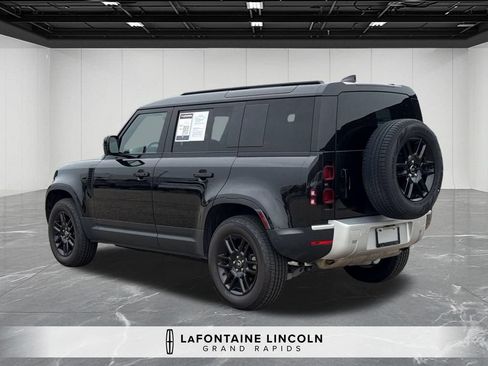 Used 2025 Land Rover Defender 110 S AWD/4WD image 3