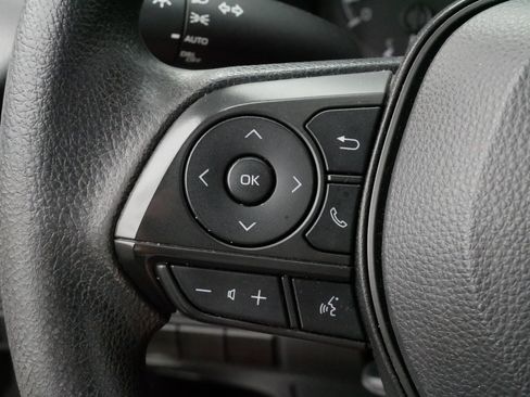 Used 2022 Toyota Corolla LE FWD image 27