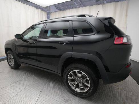 Used 2022 Jeep Cherokee Trailhawk w/ Comfort/Convenience Group AWD/4WD image 33