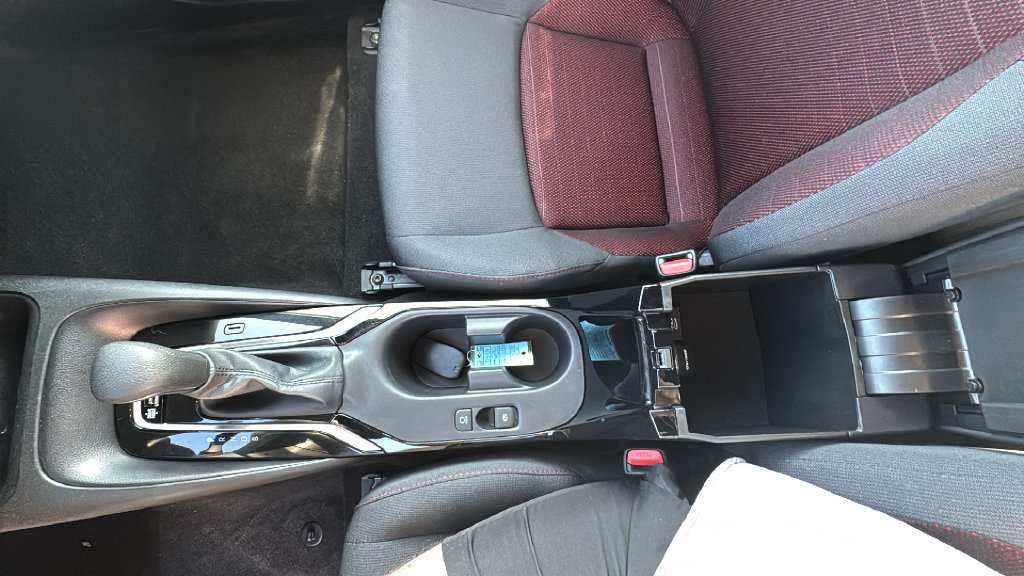 Used 2025 Toyota Corolla SE FWD image 23