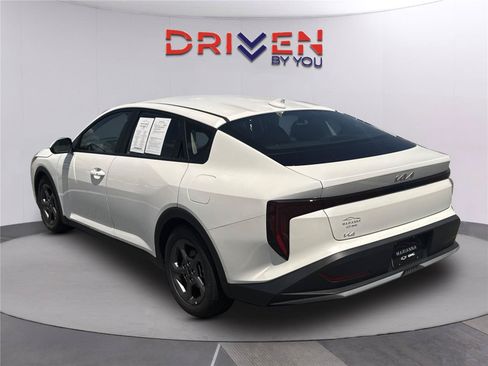 Used 2025 Kia K4 FWD image 6