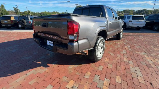 Used 2021 Toyota Tacoma SR w/ SR Convenience Package RWD image 2
