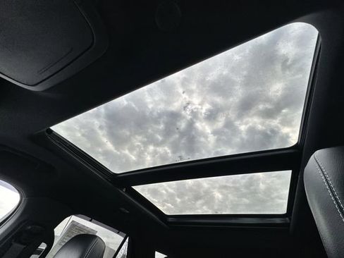 Used 2021 Ford Explorer ST w/ Equipment Group 401A image 23