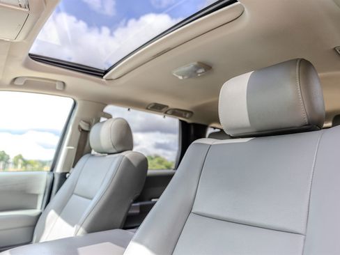 Used 2018 Toyota Sequoia Limited w/ Safety & Convenience Package RWD image 27