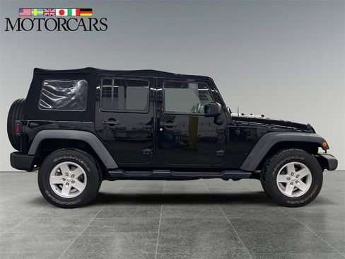 Used 2015 Jeep Wrangler Unlimited Sport w/ Quick Order Package 24S image 2