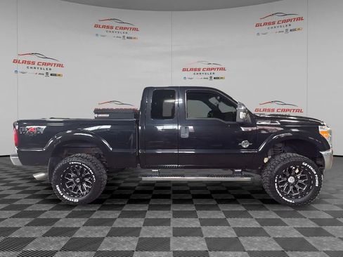 Used 2011 Ford F250 XLT w/ Chrome Pkg image 8