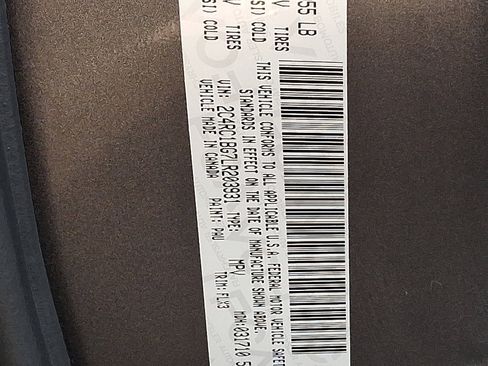 Used 2020 Chrysler Pacifica Touring-L w/ Advanced Safetytec Group image 28