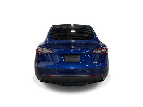 Certified 2023 Tesla Model Y Long Range AWD/4WD image 5
