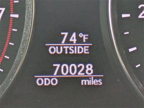 Used 2016 Lexus LS 460 w/ Comfort Package image 33