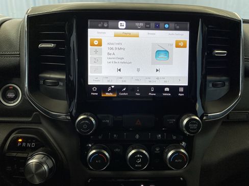 Used 2024 RAM 1500 Laramie image 16