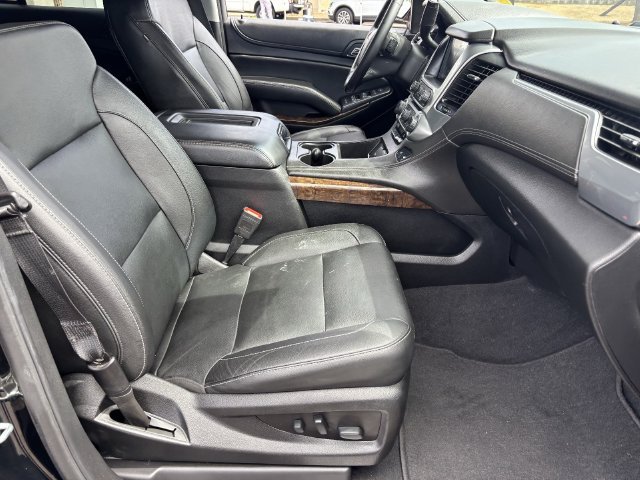 Used 2020 Chevrolet Tahoe LT w/ Luxury Package AWD/4WD image 11