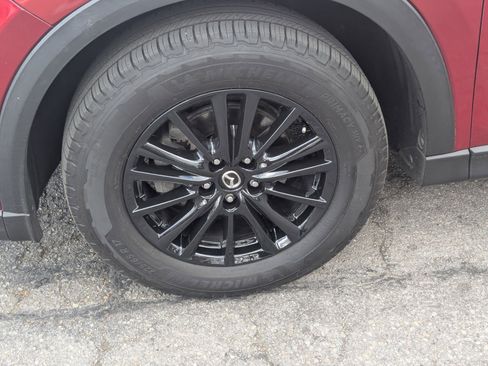 Used 2019 MAZDA CX-5 Touring image 14