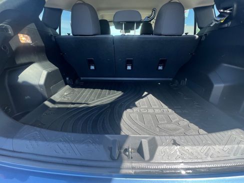 Certified 2024 Subaru Crosstrek 2.0i Premium image 6