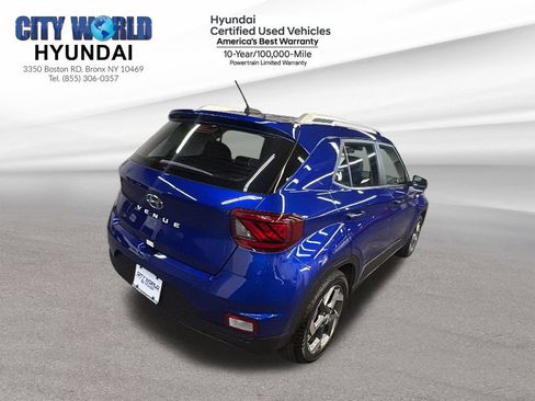 Used 2025 Hyundai Venue Limited FWD image 5
