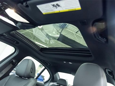 New 2026 BMW 330i xDrive Sedan image 16