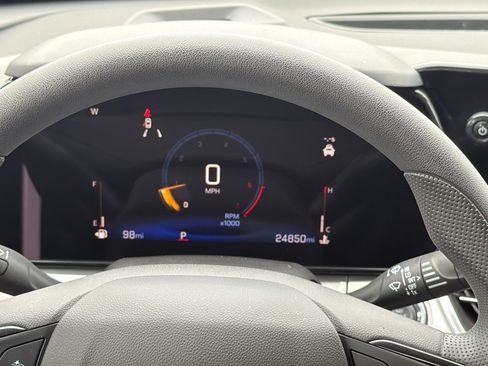 Used 2024 Chevrolet Trax LT FWD image 20